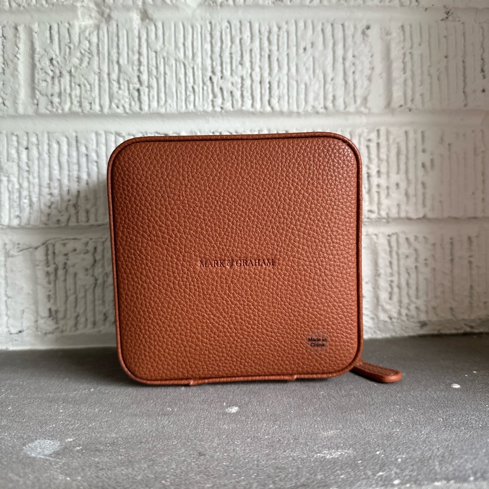 Mark & Graham brown with linen travel jewelry case. New. - Picture 2 of 5